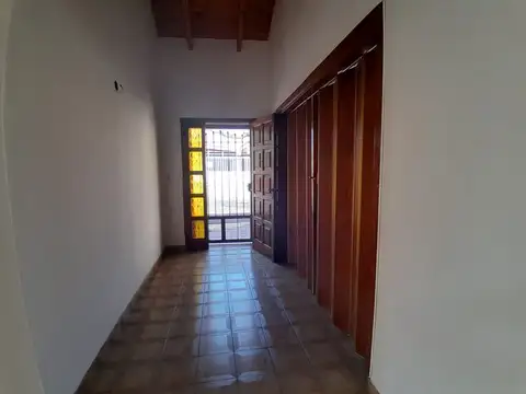 Maipú Oeste 100