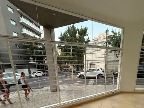 Local  Vidriado en alquiler en Rosario