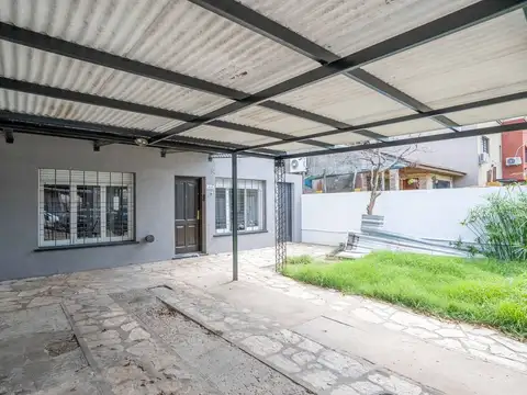 VENTA CASA PH 3 DORMITORIOS 2 BAÑOS COCHERA JARDIN