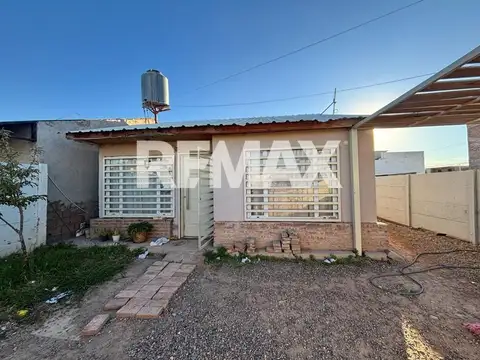 VENTA CASA DOS DORMITORIOS B° PORTAL RÍO COLORADO