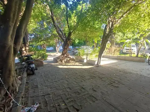 Local en Alquiler en San Isidro Lasalle / Rio, USD 1.700