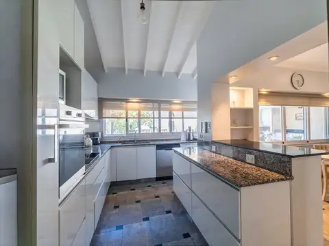 VENTA CASA WILDE APTO CREDITO