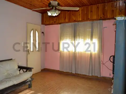 Casa en Venta en Los Hornos, USD 99.900
