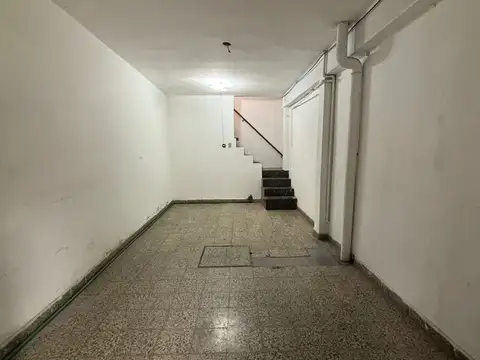 Maipu 900, Piso 1