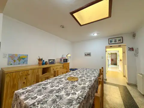 CASA 3 DORMI CON PATIO Y GARAGE- SEMICENTRO TANDIL