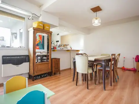 VENTA DEPARTAMENTO 3 AMBIENTES CON COCHERA BOEDO