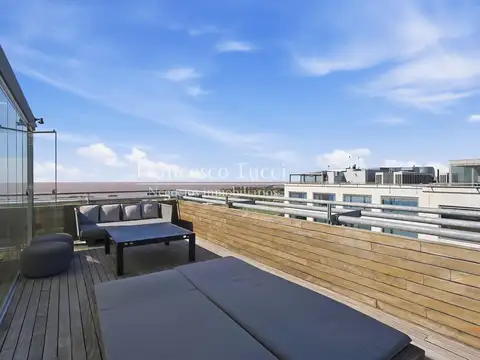Departamento en Venta de 6 ambientes