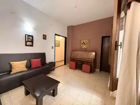Colón 2300