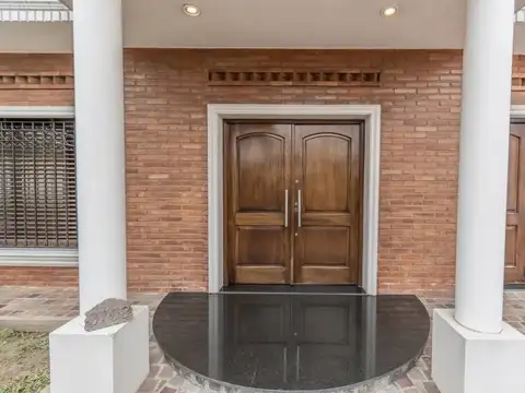 Casa | Chalet | 6 ambientes | Playroom | Fondo | Lomas del Mirador