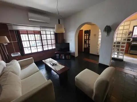 Casa en Venta en Villa del Parque, USD 239.000