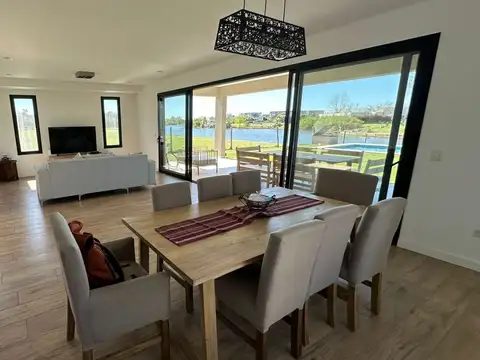 Casa en Venta de 6 dormitorios