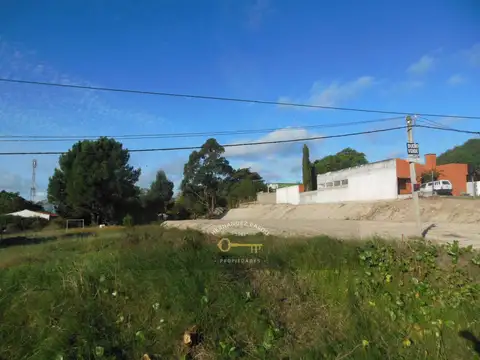 Terreno en Venta en El Pinar, USD 150.000