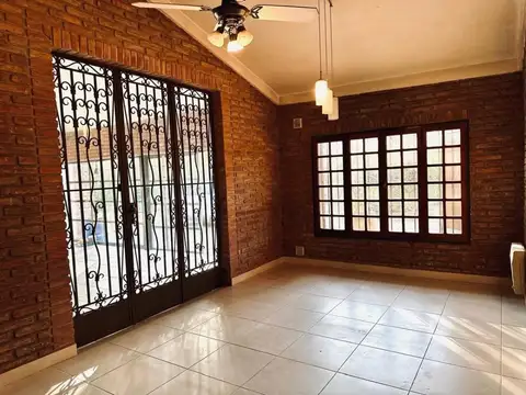 IMPORTANTE CASA EN COUTRY  ROCIO DEL SUR