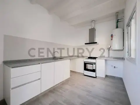 Duplex en venta en complejo privado Terra Maipu