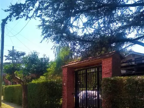 Isabel La Catolica 3200