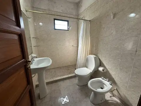 Casa amoblada en Alquiler 3 dormitorios Cerrillos