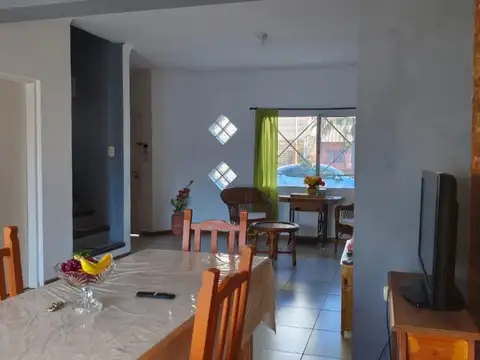 Casa Venta Macrocentro 2 dorm c/ pileta Rcia Chaco