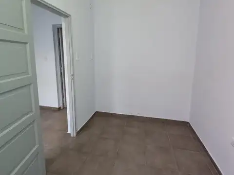 Casa en Venta en Bernal Oeste, USD 80.000