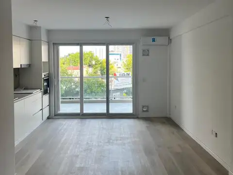 Venta Departamento - Monoambiente divisible - Balcon aterrazado - Kamado - Energia Solar - Toil