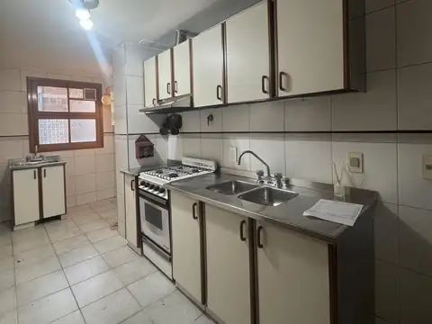 Departamento en Alquiler en Peatonal - Mendoza