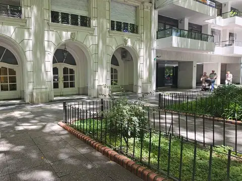 Venta Departamento, 3 dormitorios, 365 m²,  cochera. Botanico.
