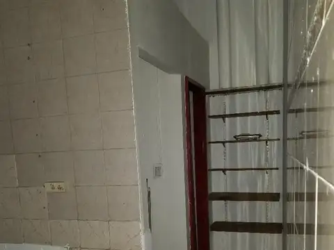 Local en Alquiler en Floresta, $ 4.200.000