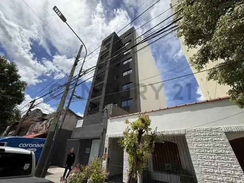 Venta Departamento 2 Ambientes en Caseros 49m2