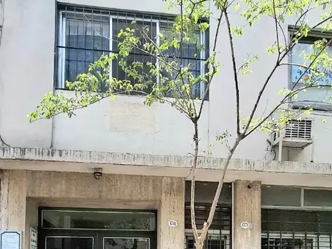 RETASADO - ESPECTACULAR MONOAMBIENTE BIEN DIVIDIDO A METROS E. RIOS APTO PROFESIONAL