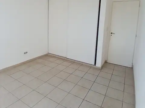 Maestro Ángel D Elía 800, Piso 4