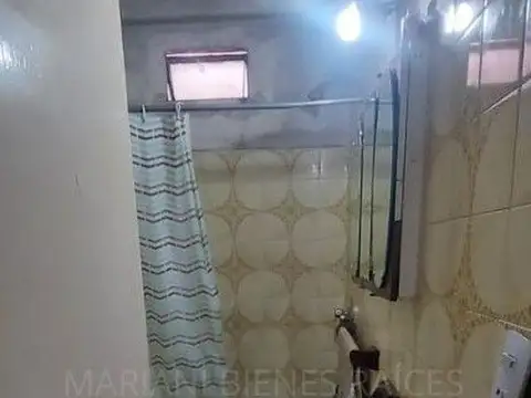 Casa - Venta - Argentina, Ezeiza - URQUIZA 528