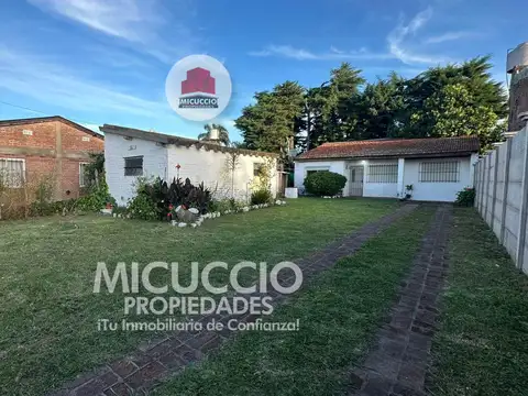 Casa 3 ambientes con 1 baño