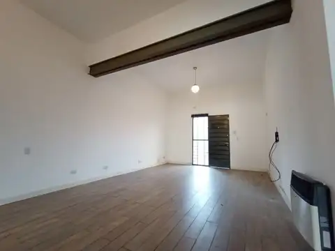 Casa en Alquiler en Echesortu, $ 1.600.000