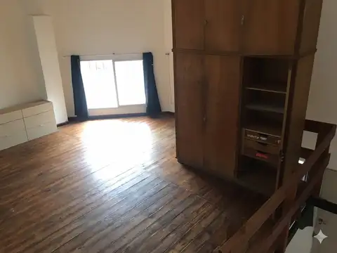 PH de 2 Ambientes Al Frente Sobre Laprida 1003 Esquina Penna