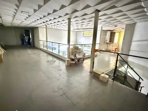 Local en Alquiler en Paternal, USD 8.000