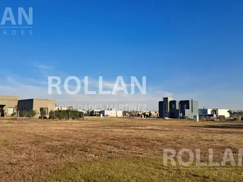 Lote de 928 m2 central