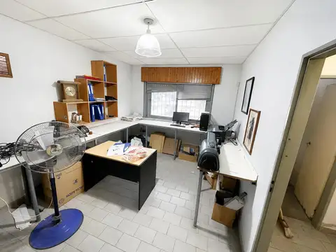 Galpon en Venta en Tiro Suizo, USD 250.000
