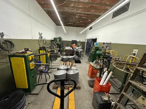 Galpon en Venta 20  mts Fondo