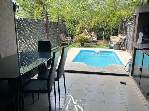 Depto Tipo Casa en Venta en Villa Rosa, USD 80.000