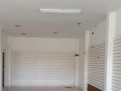 Avenida Fortuna de la Plaza e/ Bestos y Valentini