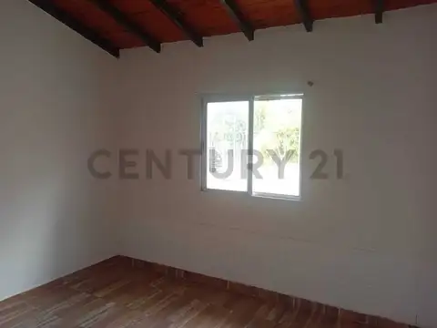 Casa en Alquiler en Isidro Casanova, $ 550.000