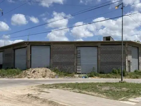 Galpón en Alquiler de 230m² sobre ruta 3, Virrey del Pino, Partido de La Matanza