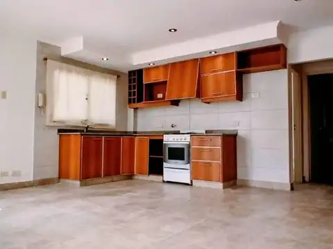 Depto Tipo Casa en Alquiler de 1 dormitorio