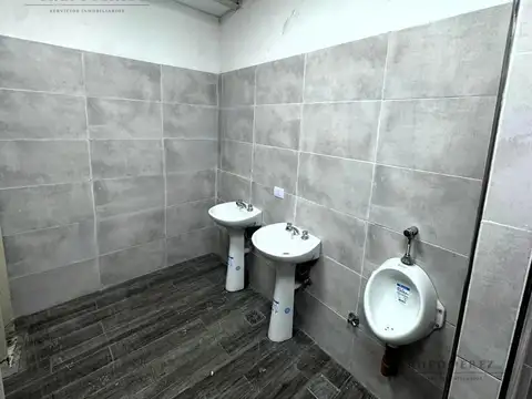 Galpón deposito 660 m2 en Paternal