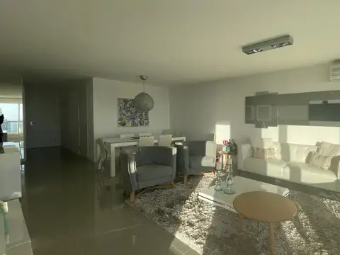 Departamento en Alquiler de 4 ambientes