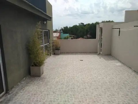 Mar del plata  al 3300