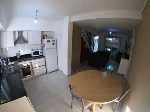 Depto Tipo Casa 3 ambientes con 1 baño