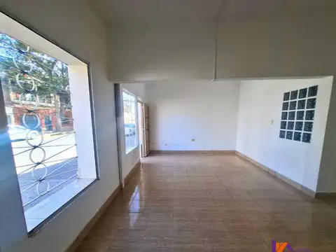 Local en Alquiler en Zona Centro, $ 700.000