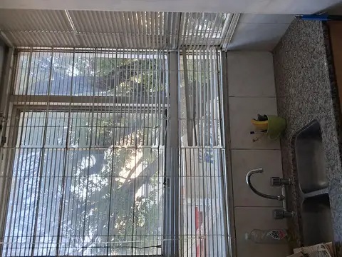 Departamento 5 ambientes con 1 baño