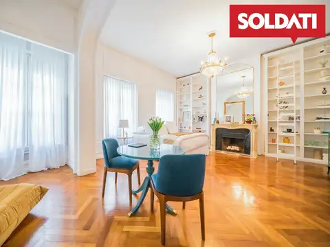 Casa estilo francés en Venta - 7 ambiente con terraza - Recoleta