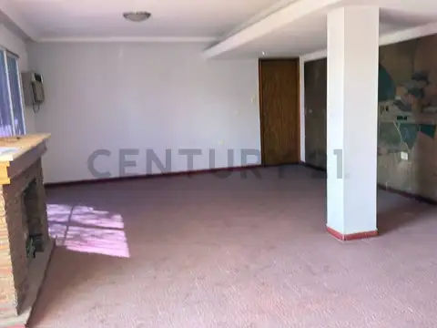 9 de julio 2100, Piso 1